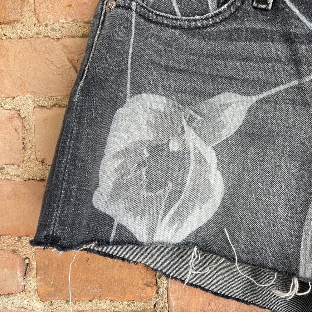 NWOT Hudson Jeans Denim Shorts | Grey - Picture 5 of 6